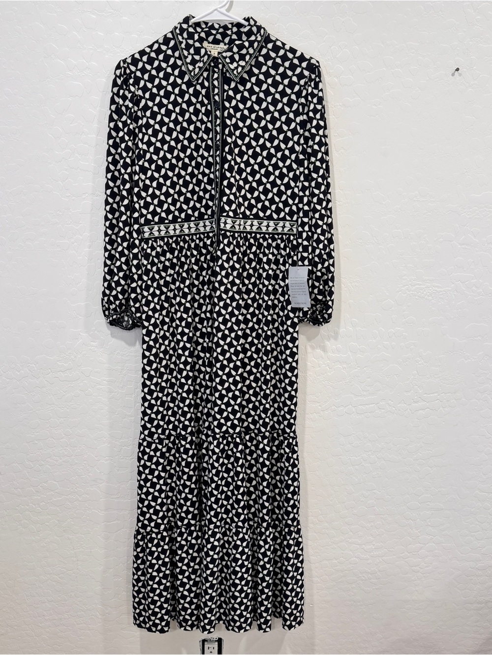 NWT Max Studio Black and White Geometric Maxi Dress Womens Small Tiered